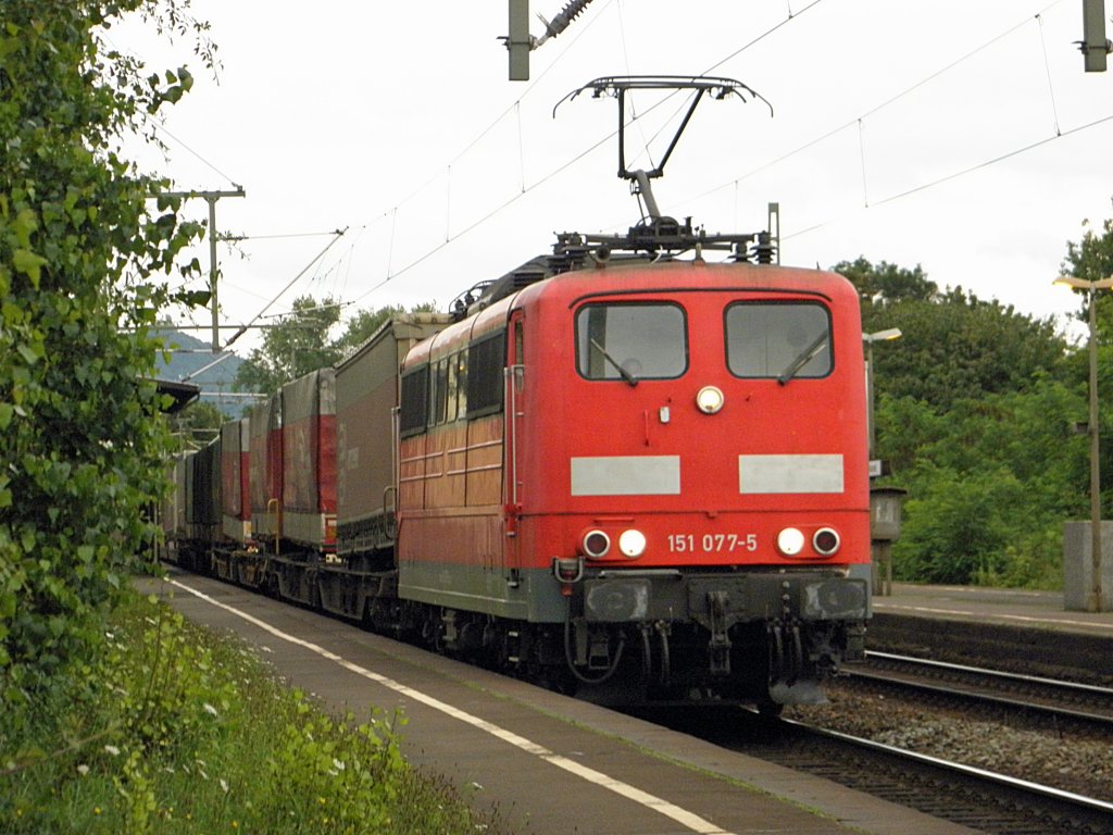 151 077-5 in Bonn-Oberkassel am 23.7.2011