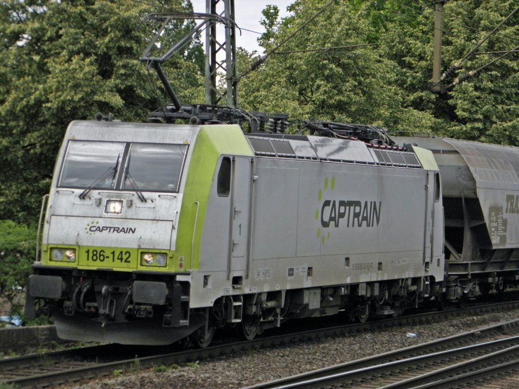 Captrain 186-142 in Beuel am 10.6.2011