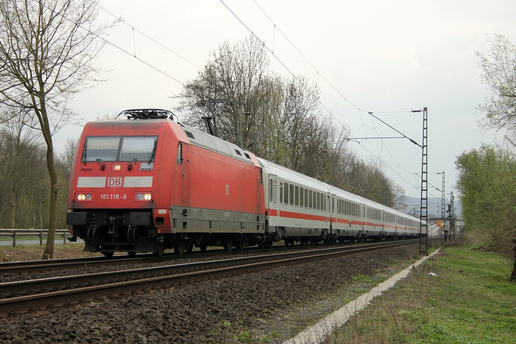 DB 101 118-8 in Rhndorf am 29.3.2012