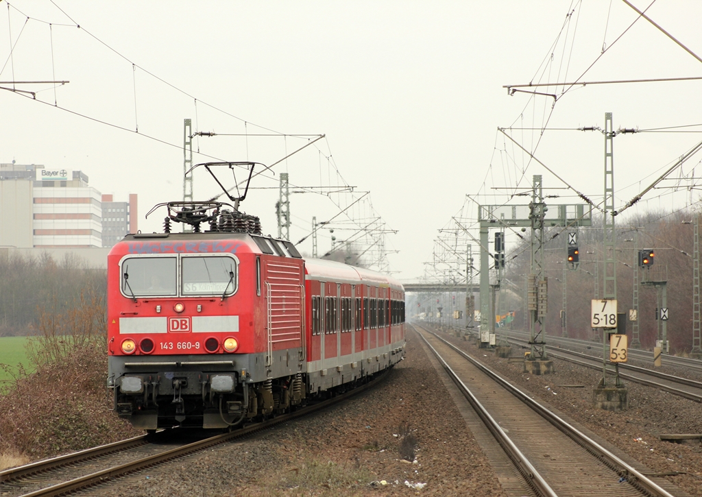DB 143 660-9 in Kln-Stammheim am 11.3.2012