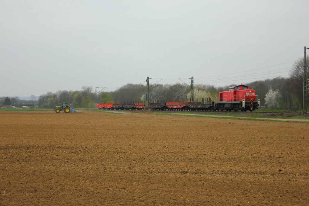 DB 294 715-8 in Vilich-Mldorf am 5.4.2012