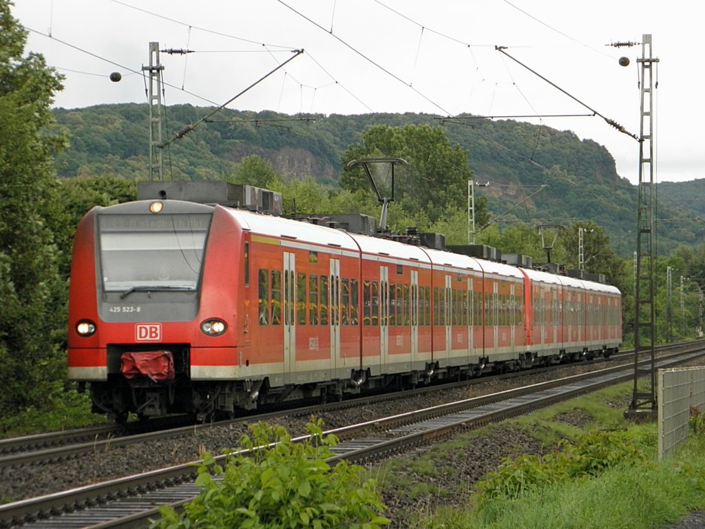DB 425 523-8 in Limperich am 18.6.2011