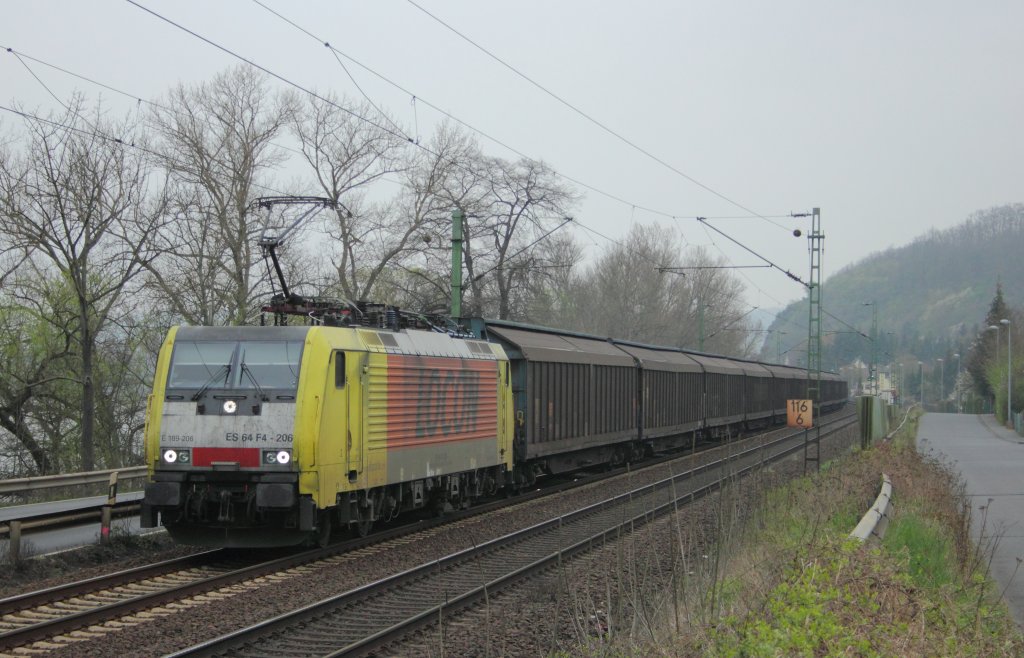 Locon ES 64 F4-206 (E189-206) mit dem Papierzug in Linz am Rhein am 5.4.2012