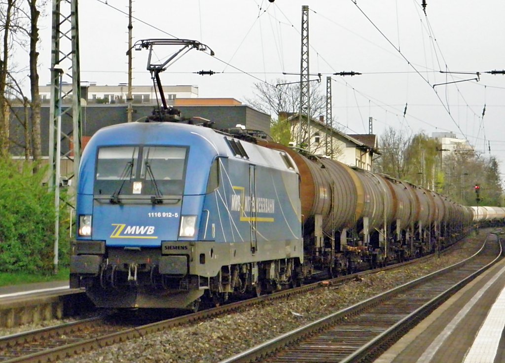 MWB 1116 912-5 mit einem Kesselzug in Beuel am 5.4.2011