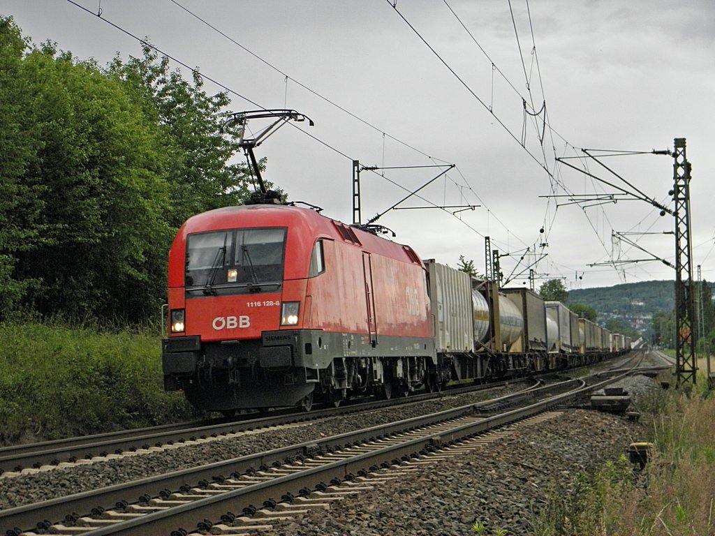 BB 1116 128-8 mit dem Wenzel in Unkel am 11.6.2011