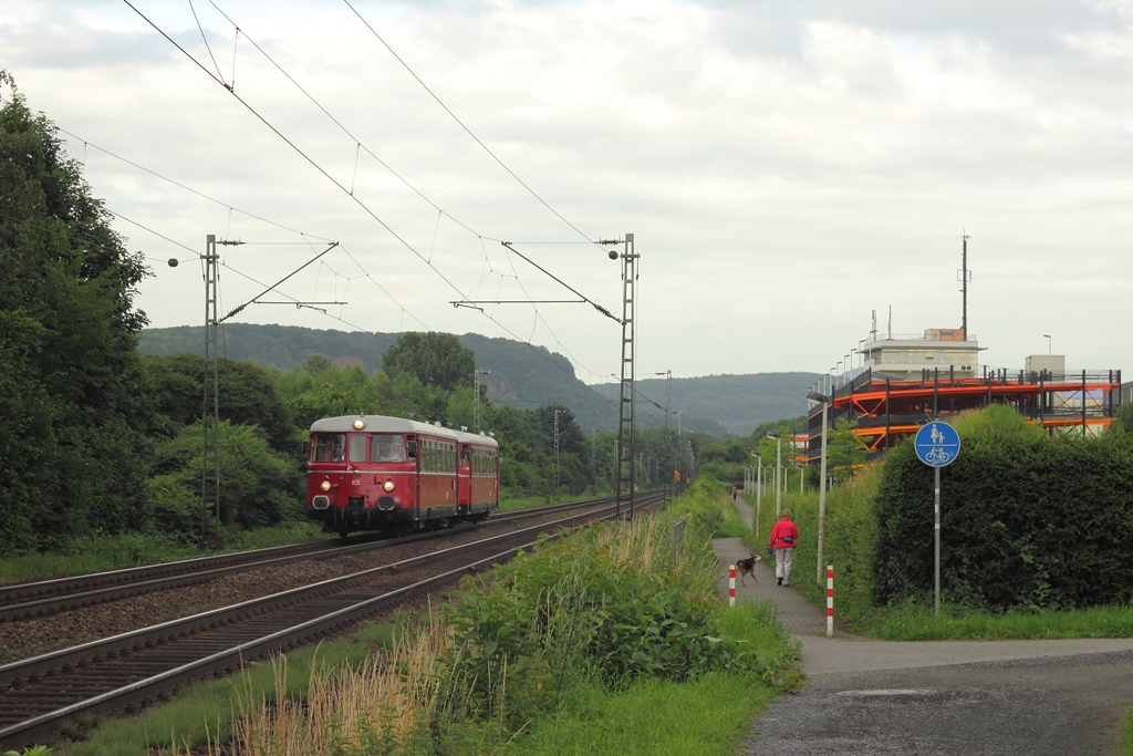 RSE VT25 + RSE VT23 als Sonderzug in Limperich am 30.6.2012