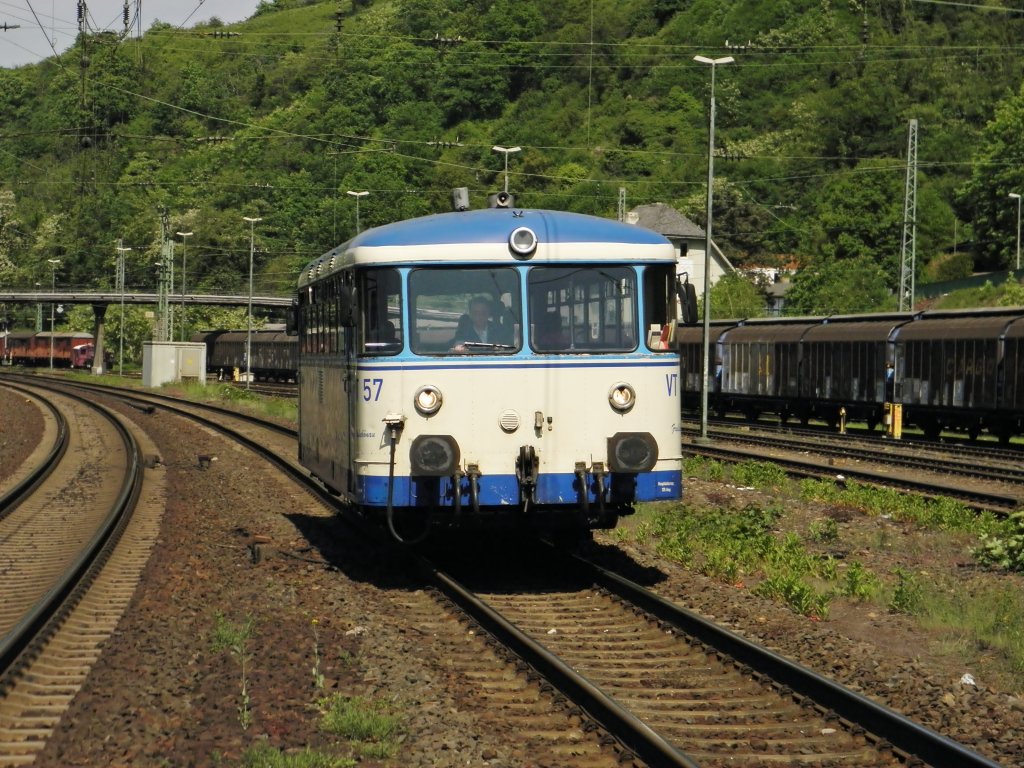 VT 57 im Einsatz fr die Eifelbahn in Linz am Rhein am 7.5.2011
