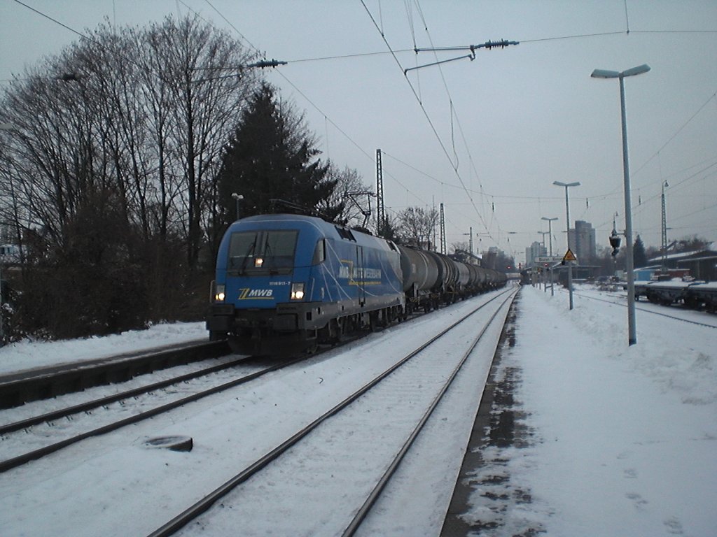 1116 911-7 von der (MWB) Mittelweser Bahn in Bonn-Beuel am 21.12.2010.