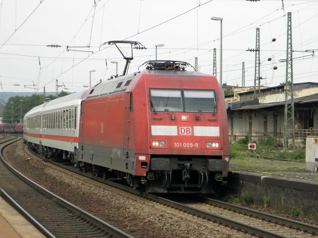 DB 101 009-9 in Koblenz-Ltzel am 8.6.2011