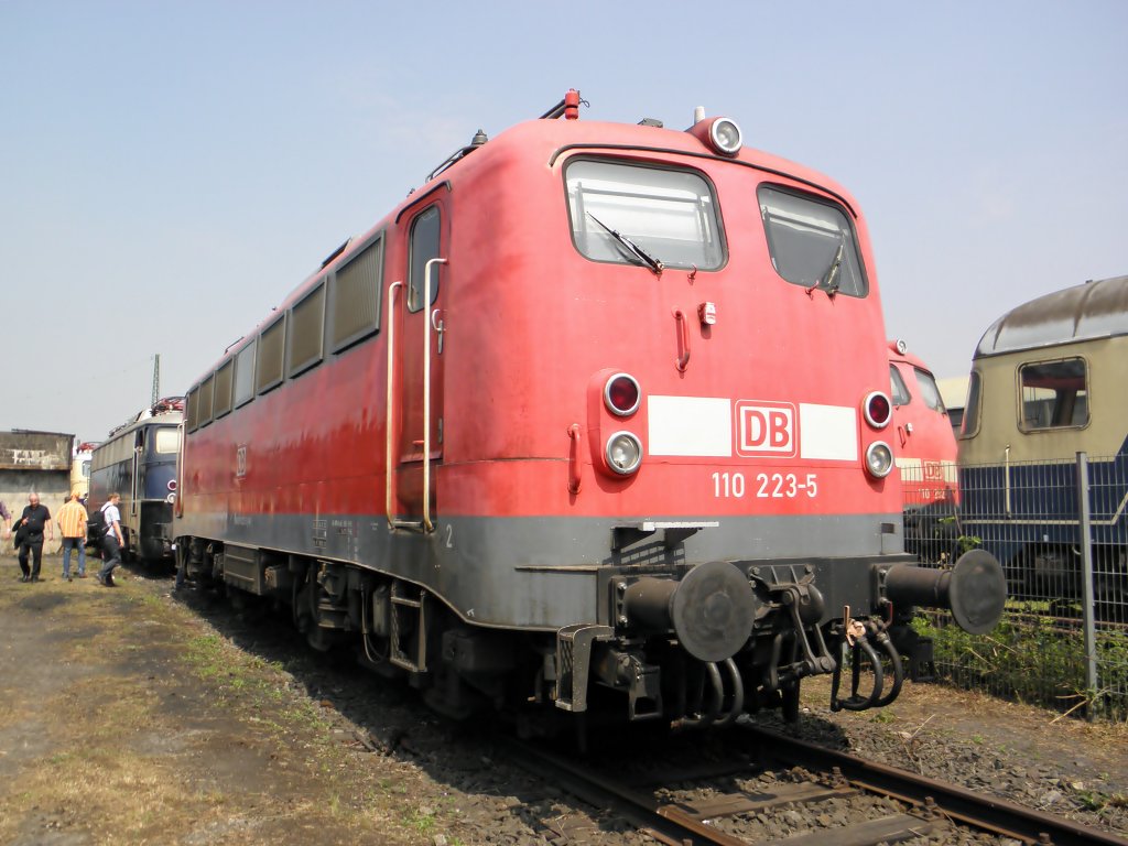 DB 110 223-5 in Koblenz-Ltzel am 21.5.2011