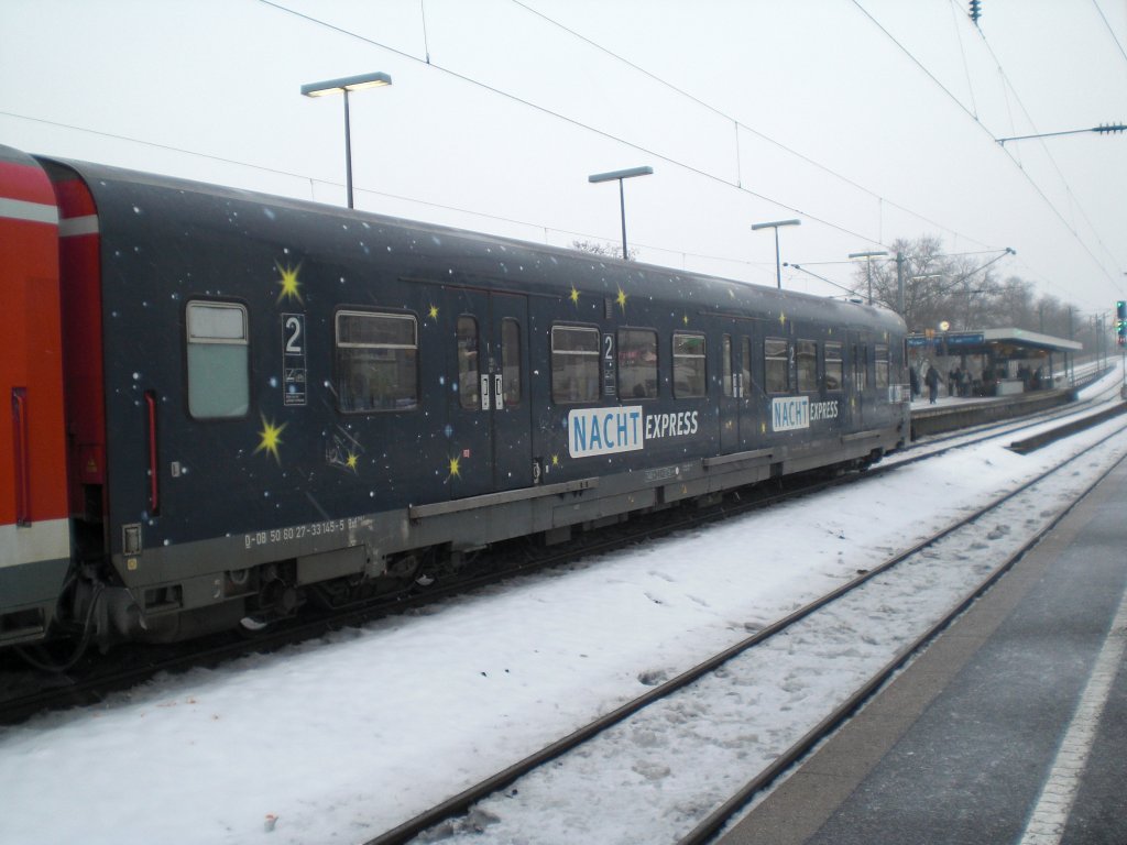 Noch ein Bild von dem Nacht Expresswagen in Kln-Messe/Deutz am 23.12.2010.
