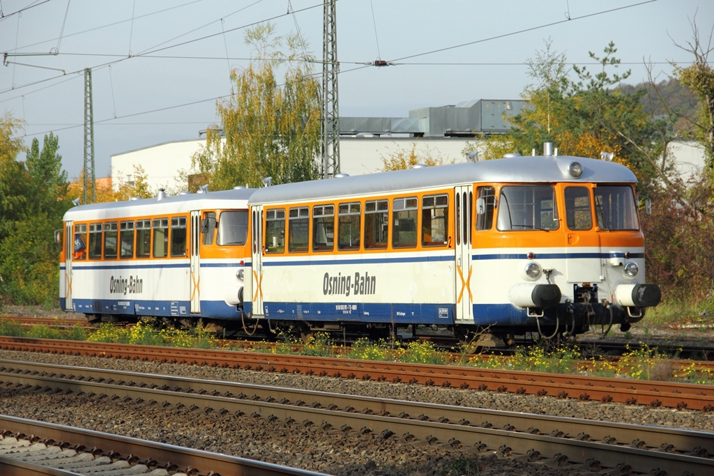 Osning-Bahn MAN VT 4.27 und VS 51 abgestellt in Niederdollendorf am 20.10.2012