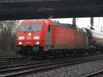 185-Werbelok/122896/db-185-403-3-green-cargo-faehrt DB 185 403-3 green cargo fhrt aus Beuel und weiter nach Oberkassel am 24.2.2011
