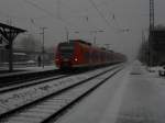 DB 425 mitten im Schnee in Beuel am 29.11.10