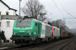 prima-sncf-fret/175978/sncf-437004-mit-cb-rail-e37 SNCF 437004 mit CB Rail E37 520 am Papierzug am 12.1.2012 in Beuel